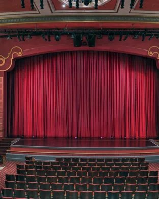 Neil Berg's 117 Years of Broadway